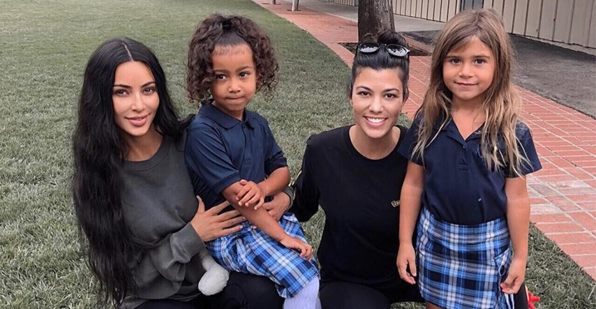 Presladak video: Maleni Kardashiani oduševili nastupom u dječjem zboru